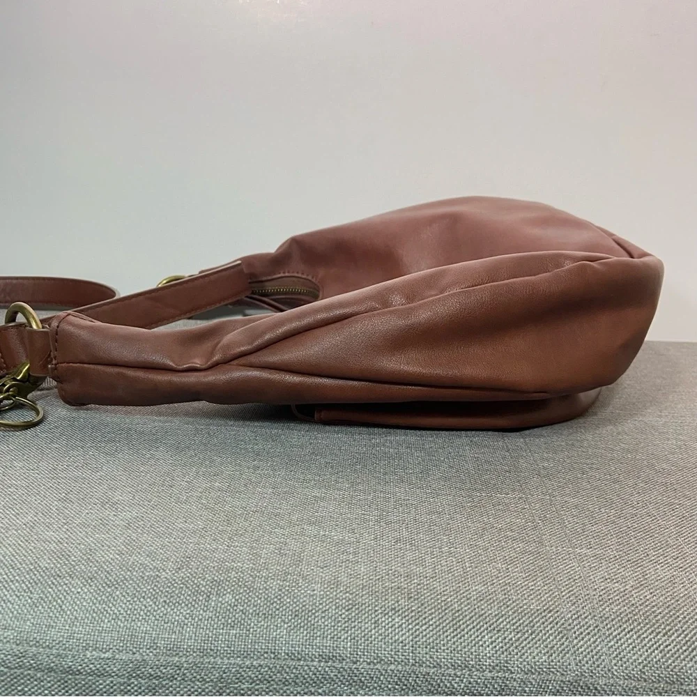FRYE AND CO. Faux Leather Crossbody Shoulder Bag - Picture 7 of 16